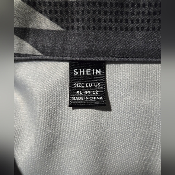 Shein Aztec/Geo Print Drop Shoulder Cropped Jacket, Black & Grey Size XL - Picture 2 of 2